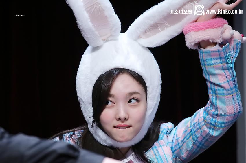 토끼 트와이스 나연