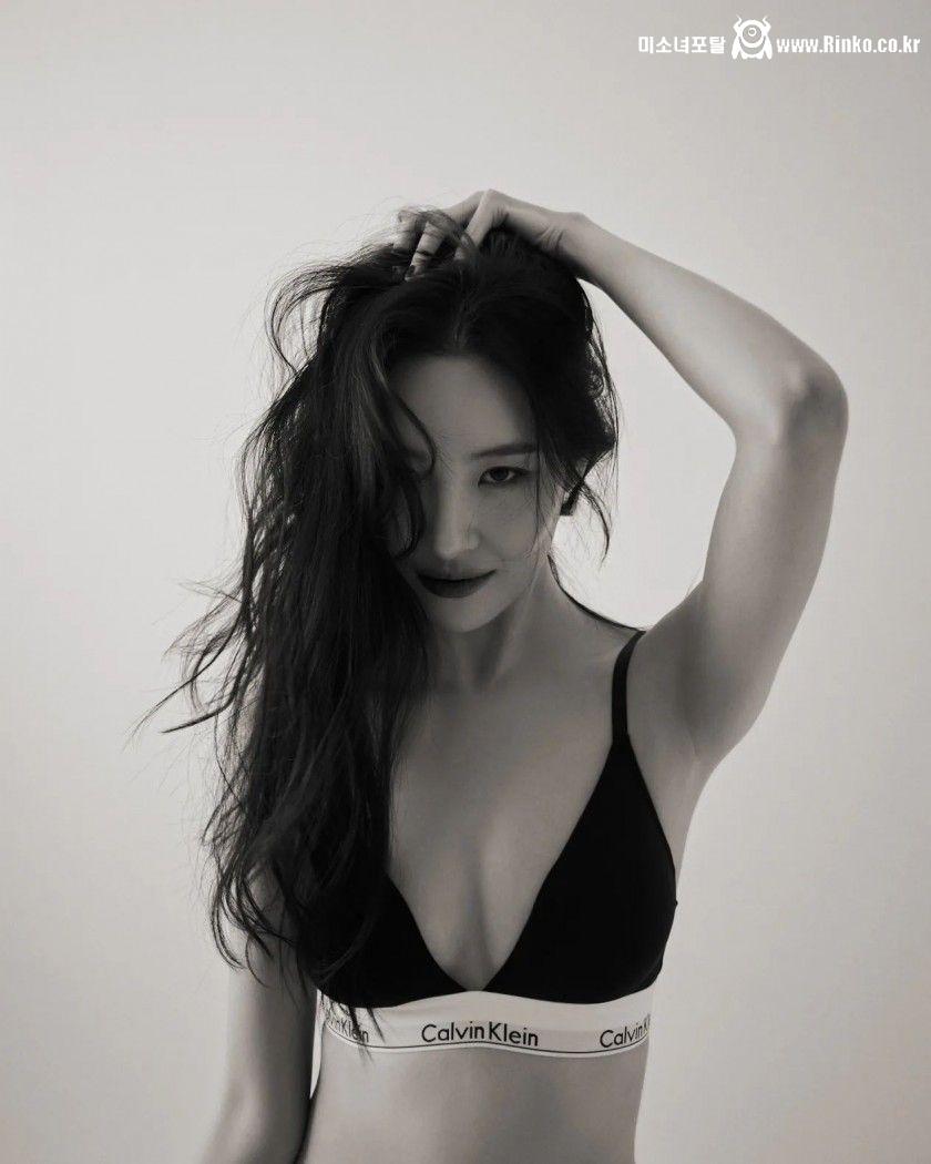 선미 캘빈 클라인 속옷