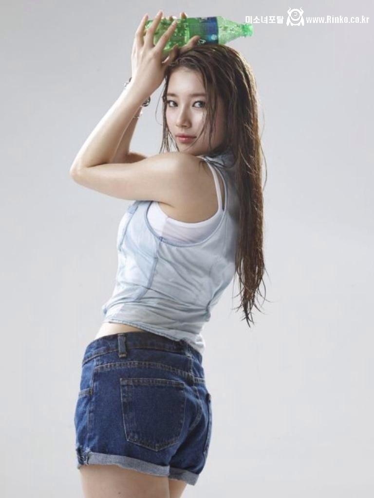 진짜 수지는 무슨 사진이던 존예네