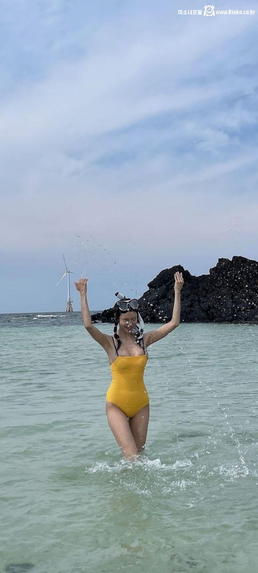 정경진 패션모델