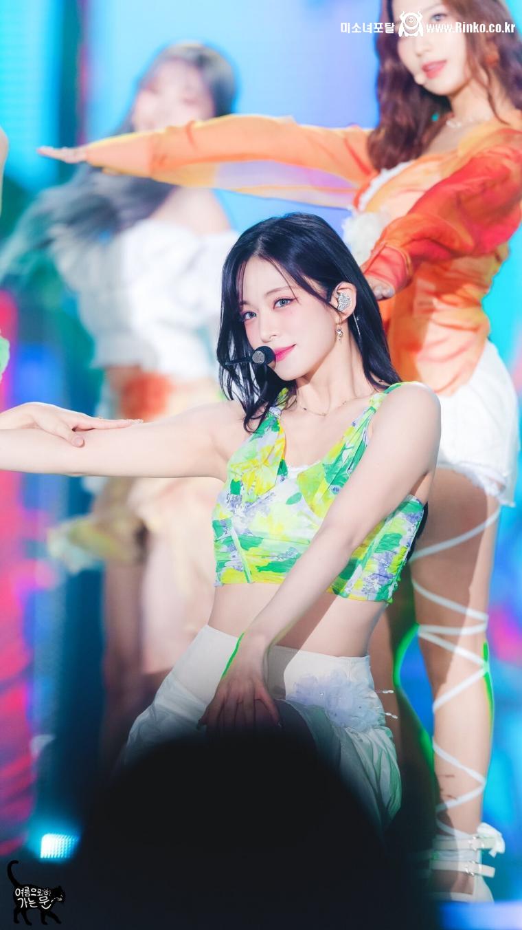 프로미스나인 이채영