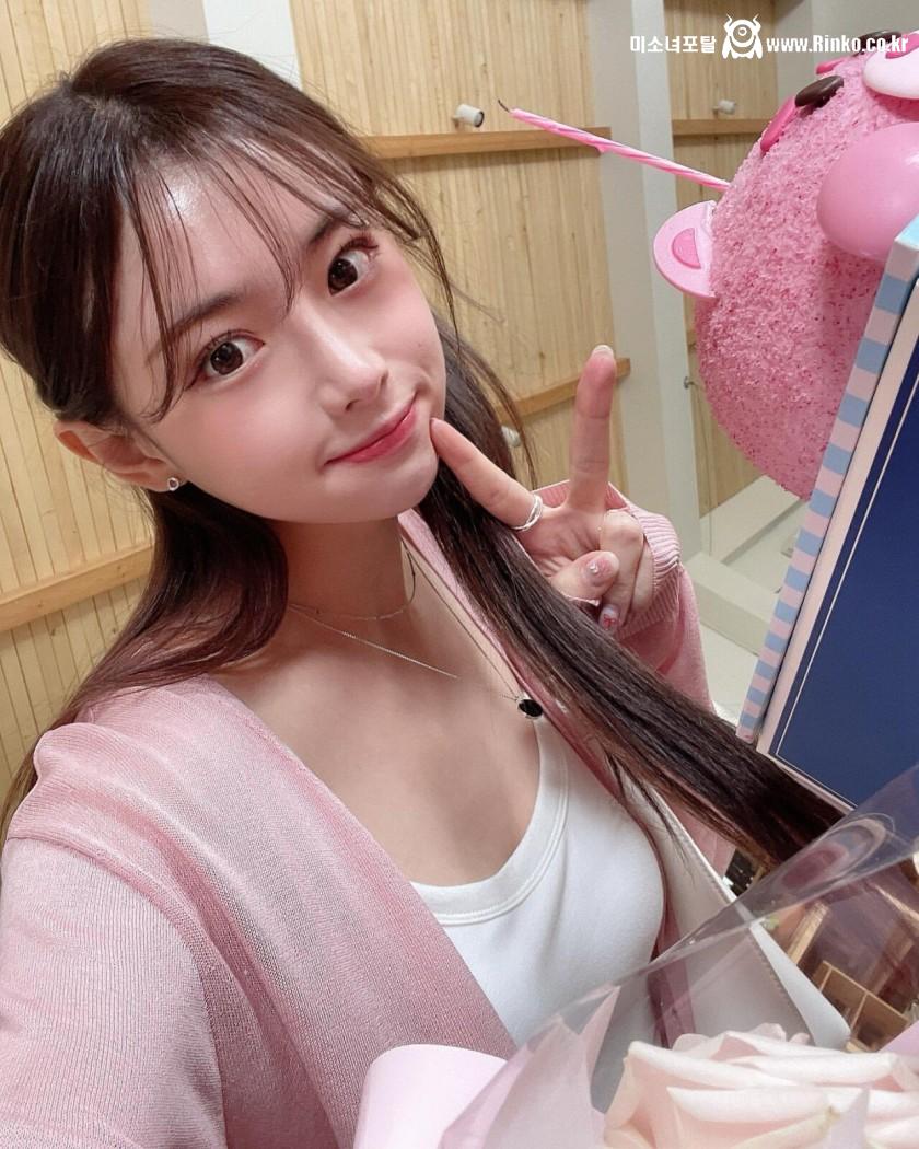 ㅇㅎ) 치어리더 김나연 비키니.jpg