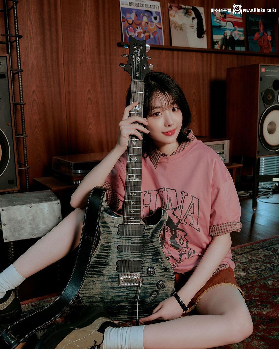 무신사 QWER 냥녕뇽녕.jpg