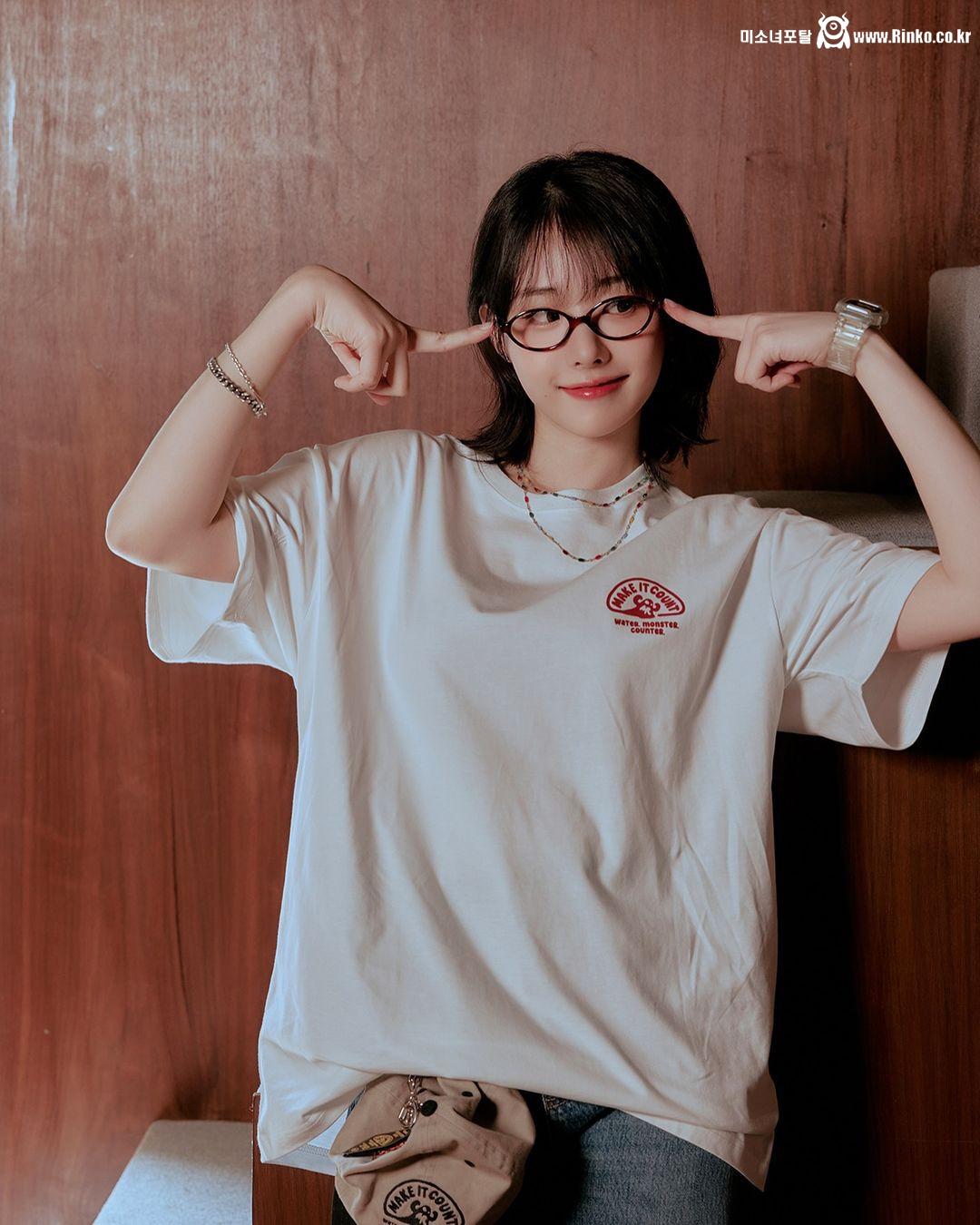 무신사 QWER 냥녕뇽녕.jpg