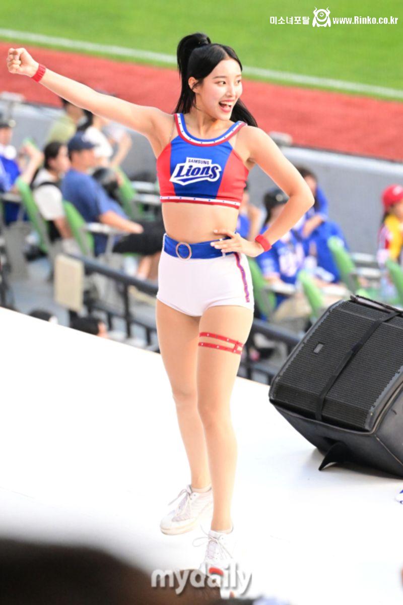 열심히 근무 증 이연진, 이수진, 최홍라.jpg