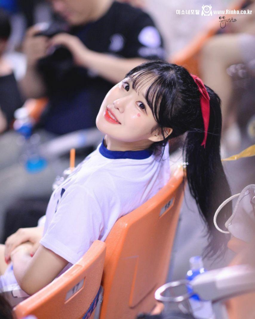 열심히 근무 증 이연진, 이수진, 최홍라.jpg