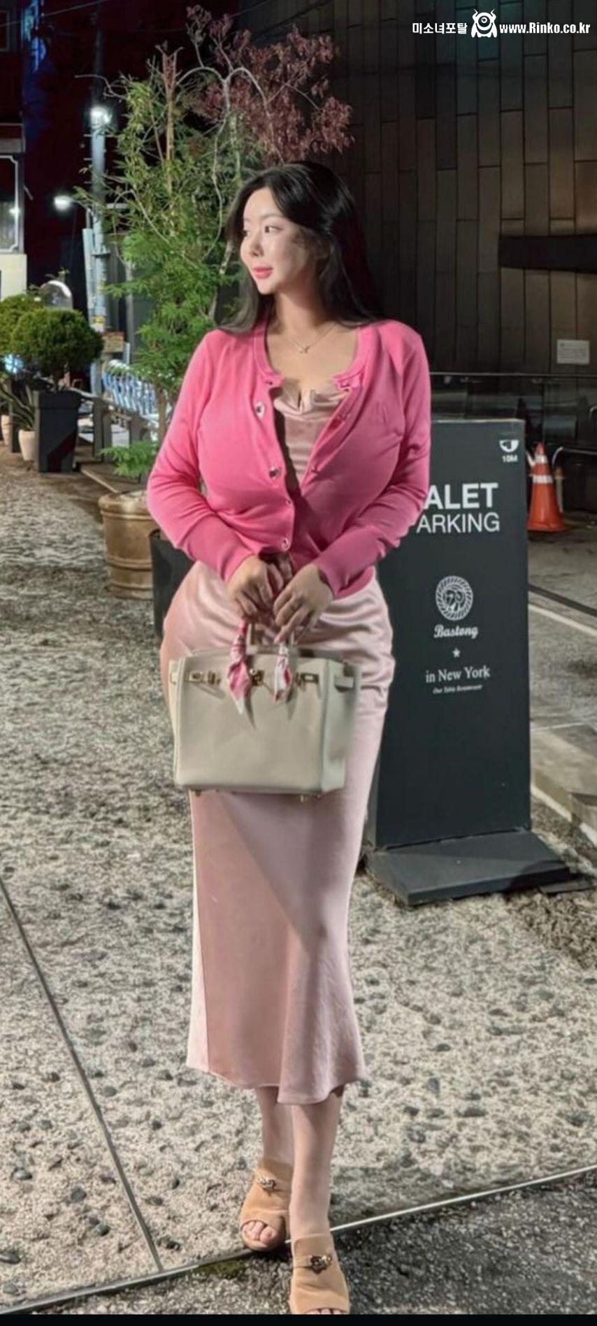 민 서하 나이스바디