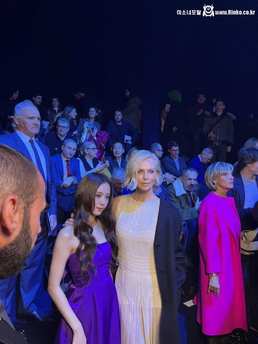 샤를리즈 테론 x 블랙핑크 지수