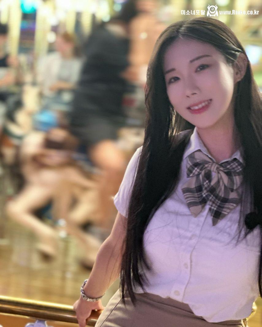 윤하 6집 컨셉포토+앨범커버