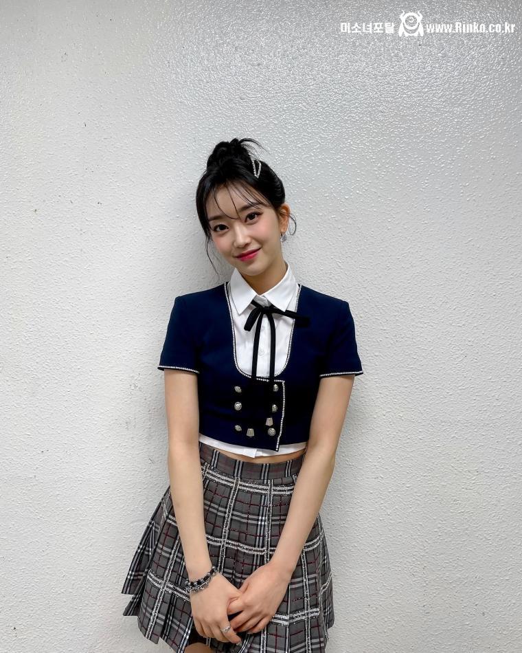 스쿨룩 스테이씨