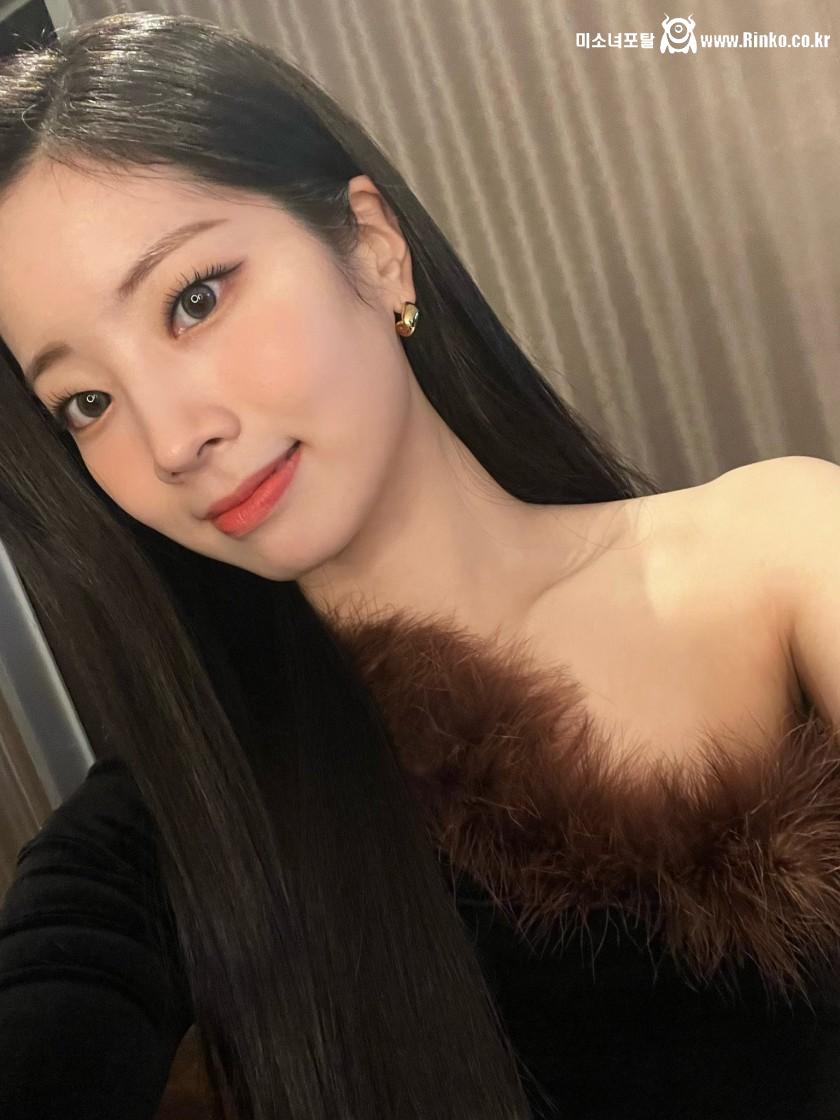 골반핏 원피스 스타킹 트와이스 다현