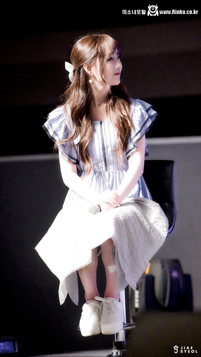 러블리즈 모닝케이 김지연