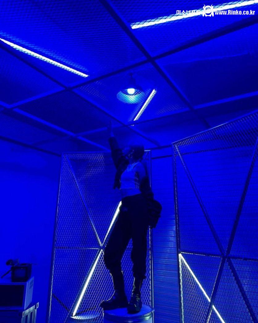 지호 인스타_청자켓 워커