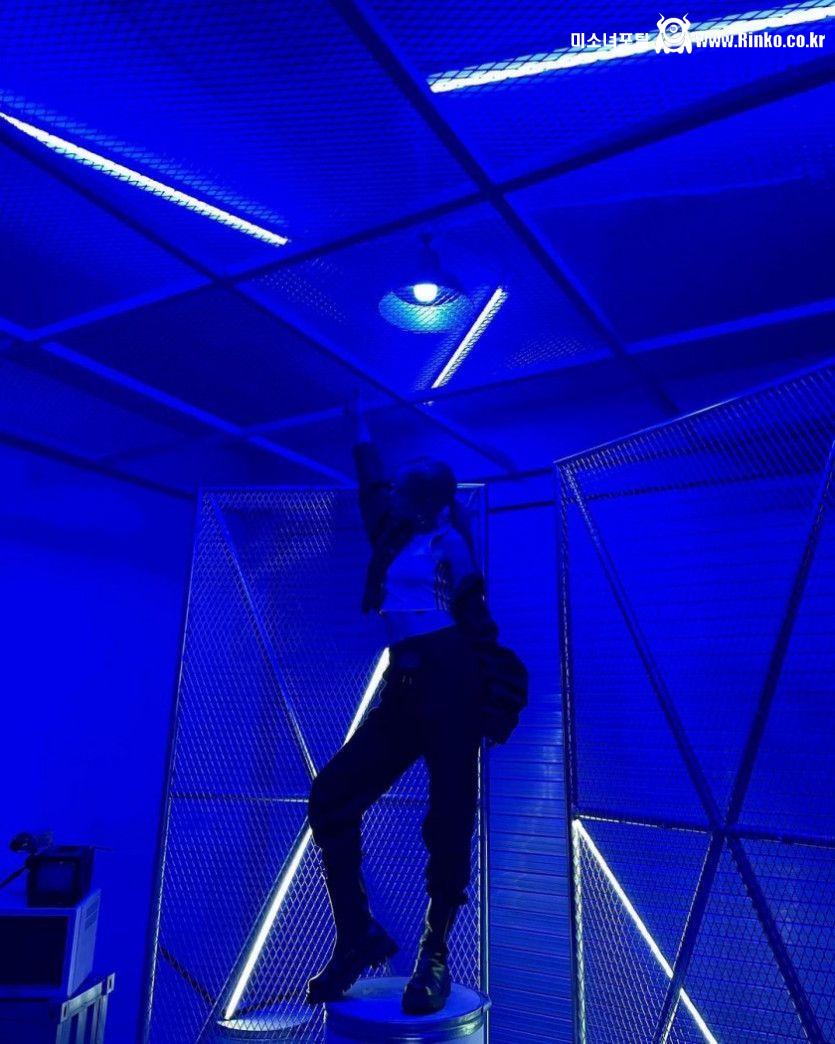 지호 인스타_청자켓 워커