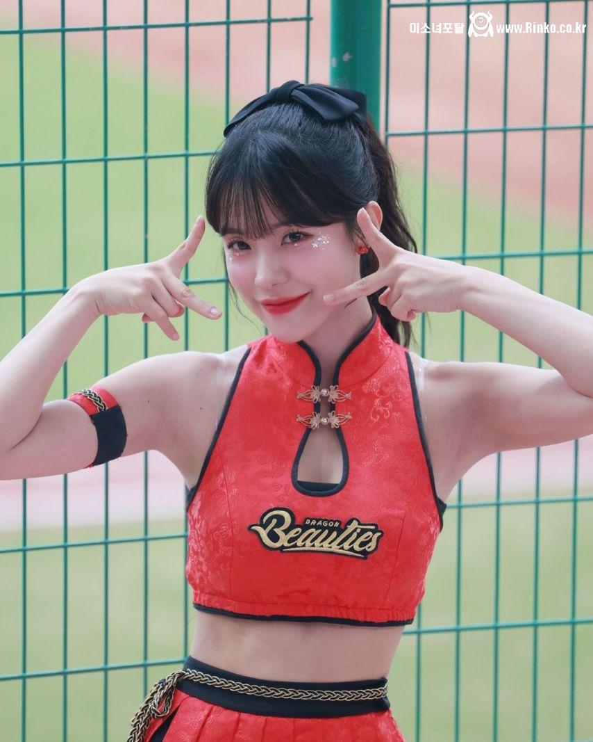 아이유 cnp뷰티화보