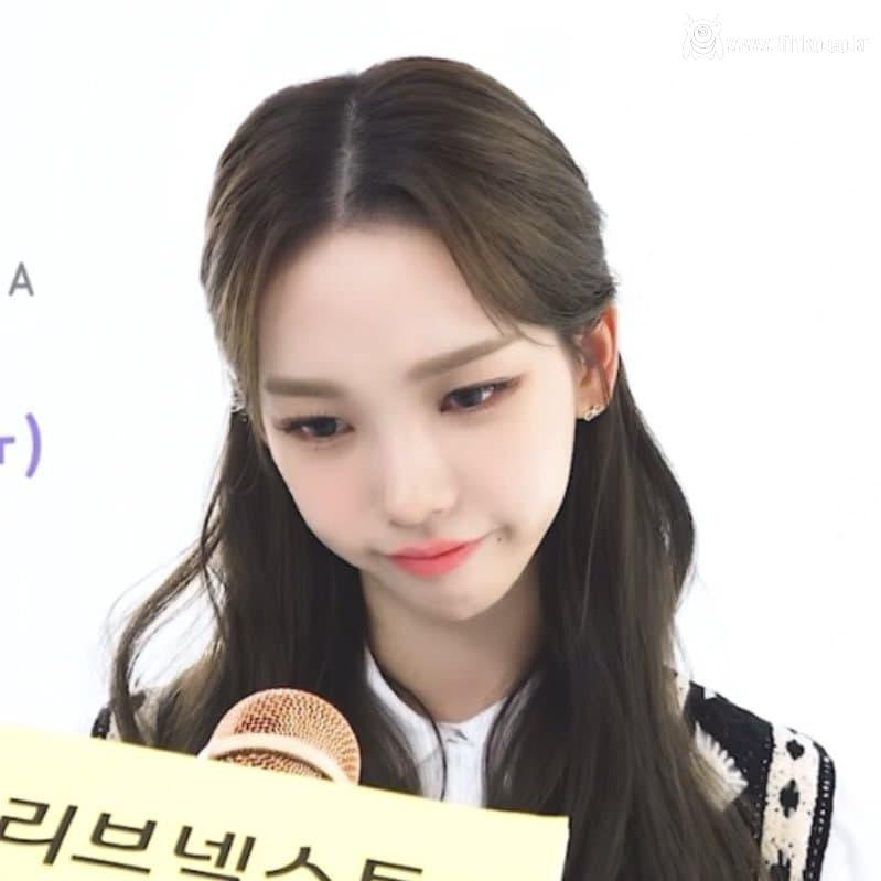 윈터 때리는 카리나