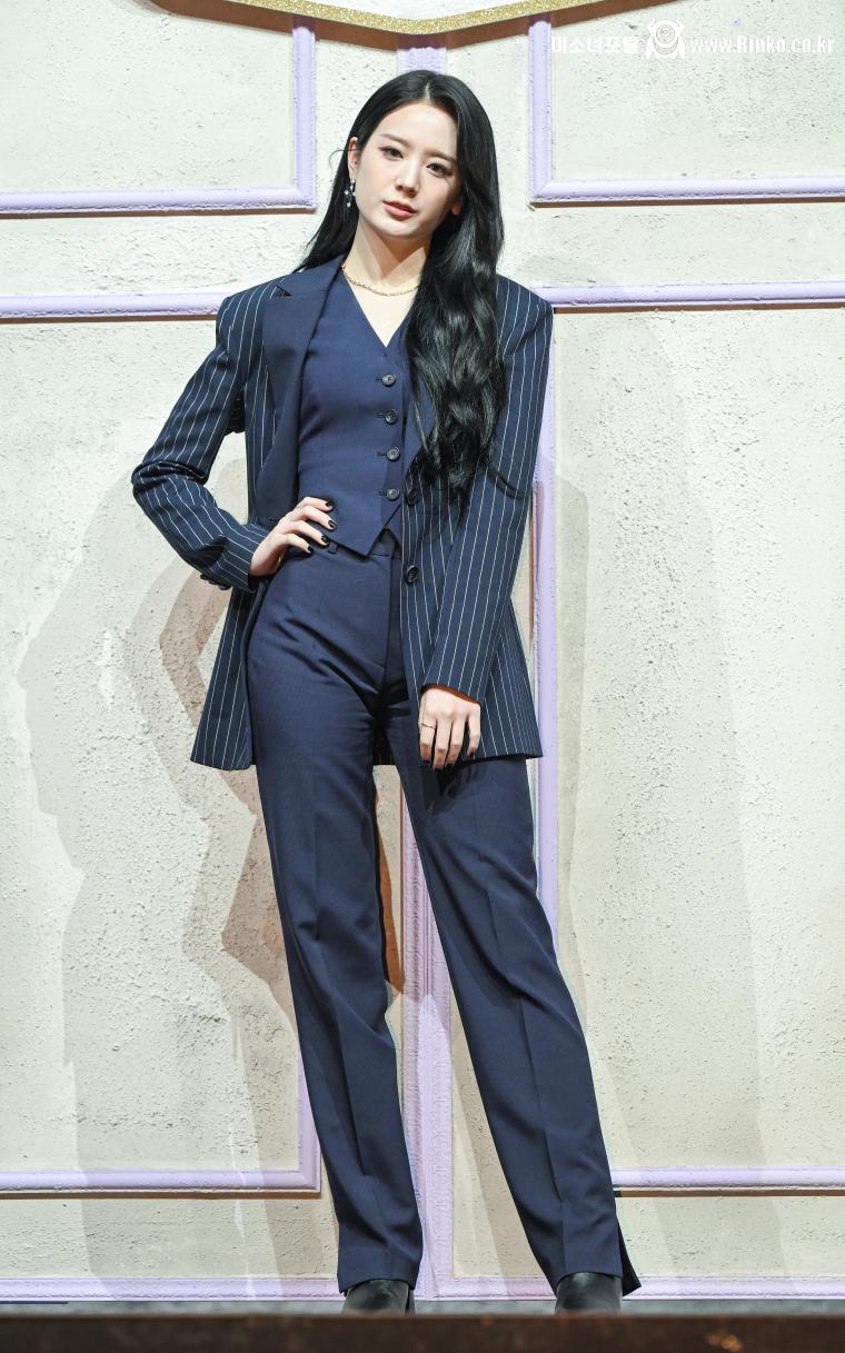 장규리 (전 프로미스나인 멤버)