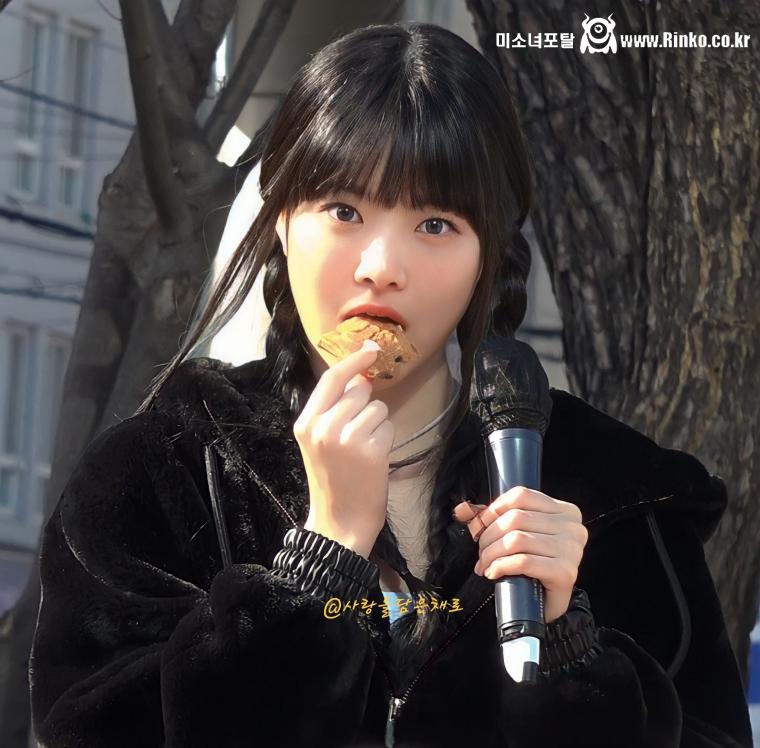 르세라핌 홍은채