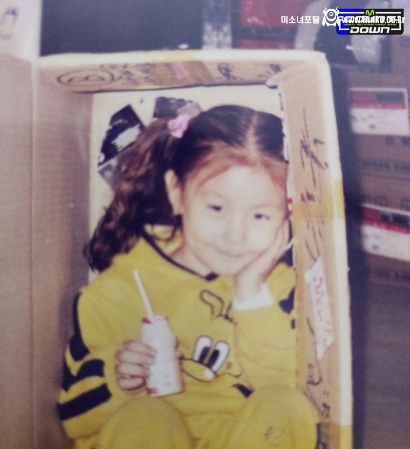 아이들이 된 양갈래 머리 (여자)아이들 미연