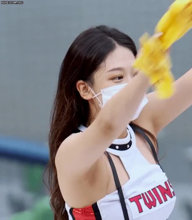 Honeycam 2021-06-22 11-59-02.gif