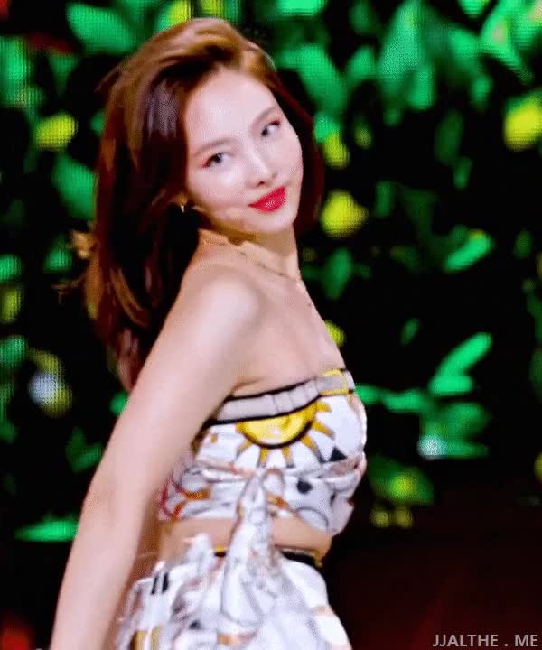 ezgif.com-gif-maker (2).gif