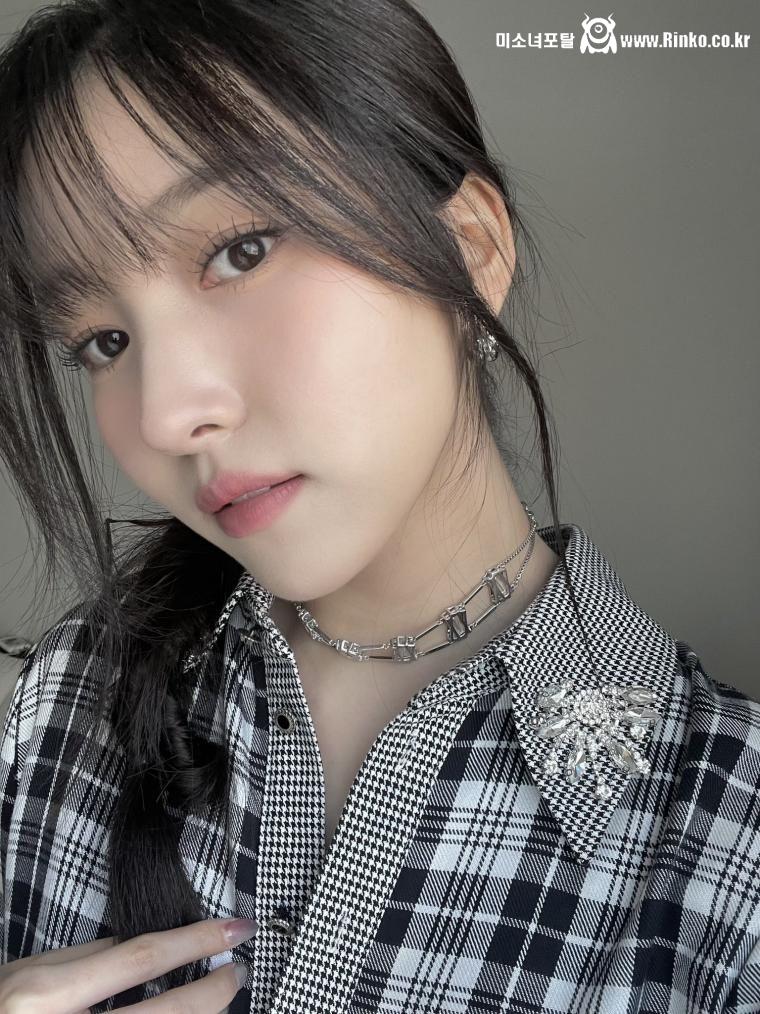 기럭지 지리는 여자친구 소원 인별 & 서울패션위크