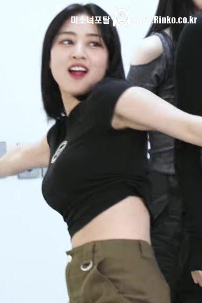 D 만 보게 되는 트와이스 지효