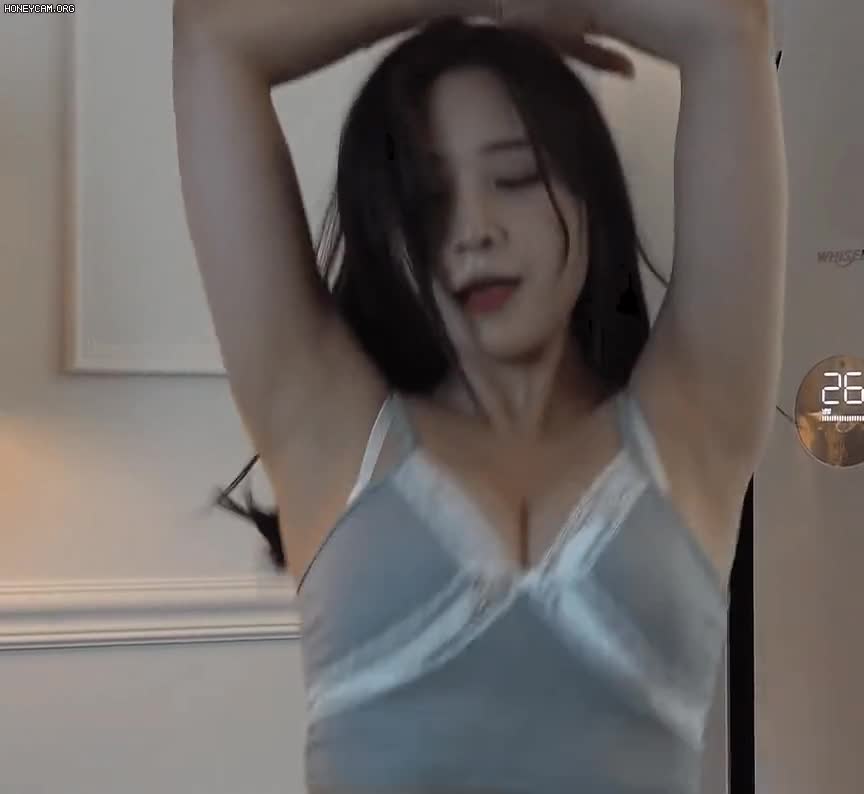 Honeycam 2021-06-14 10-52-09.gif