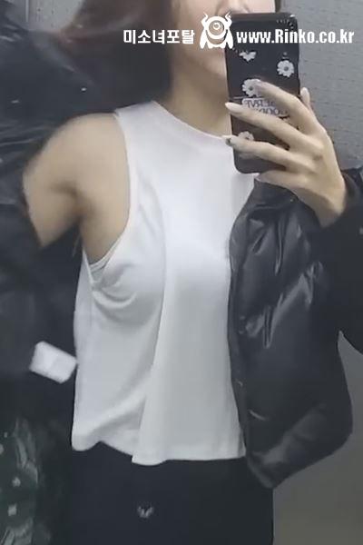 크롭 회색티 민소매 레깅스 소유