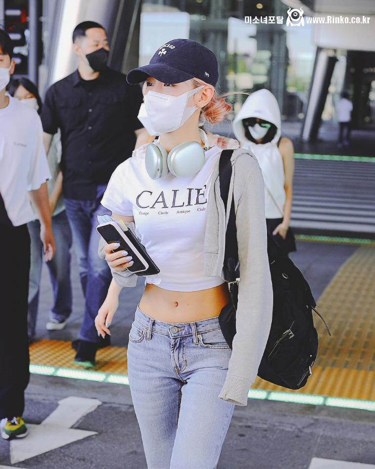 개미허리 배꼽티 미연