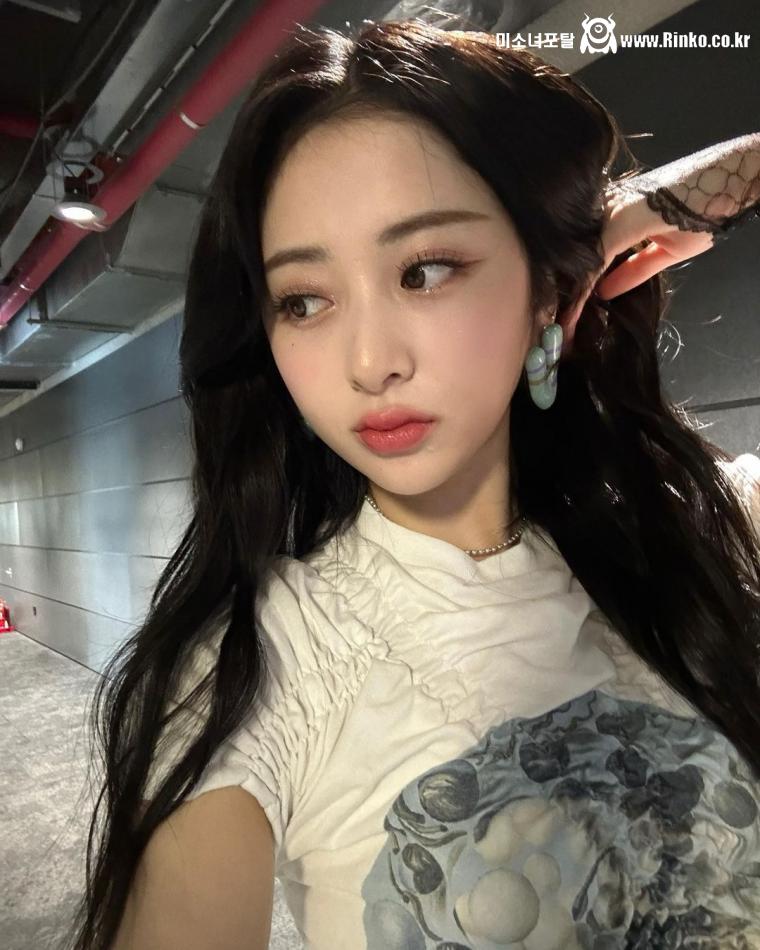 르세라핌 허윤진