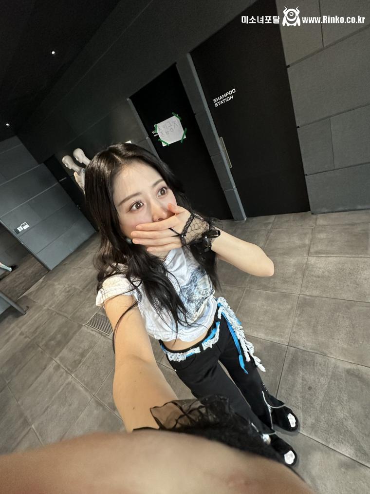 르세라핌 허윤진