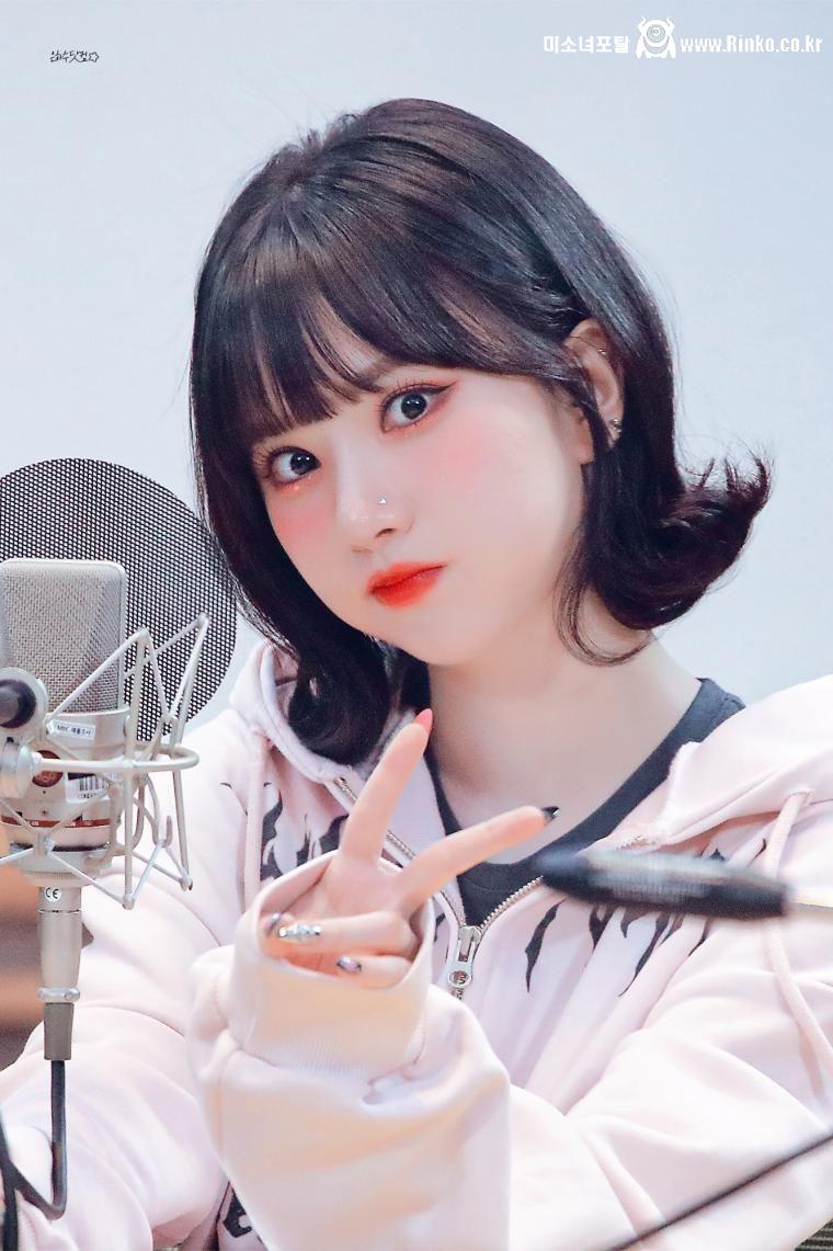 피부톤이 미쳐버린 비비지 은하