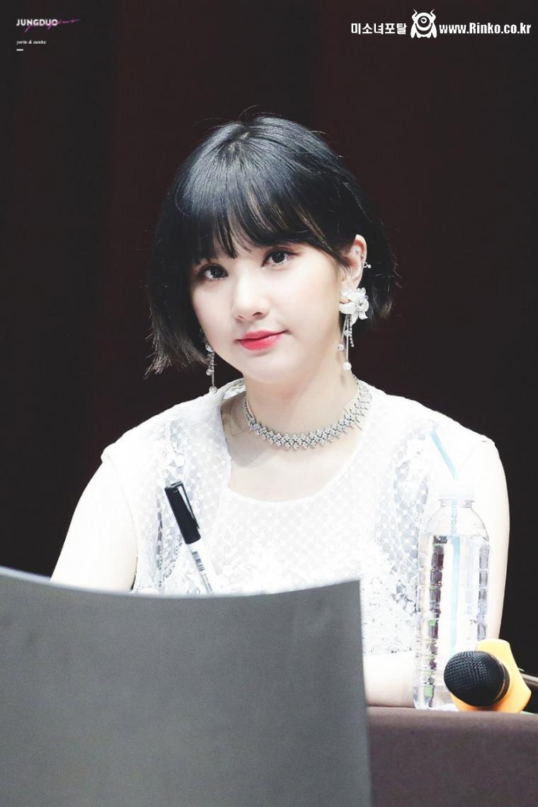 피부톤이 미쳐버린 비비지 은하