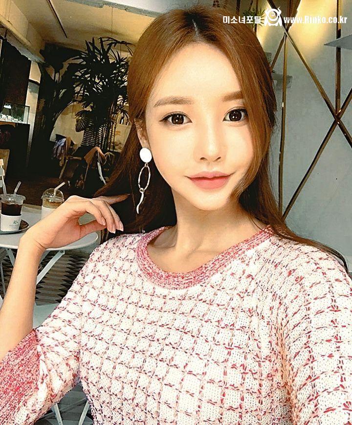 피팅모델 손윤주