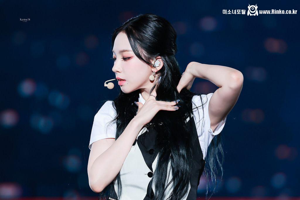 SMT 콘서트 에스파 카리나 (스압)