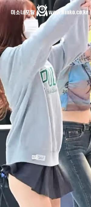 두산 이다영 치어리더 속바지 없는 치마 리허설 패션