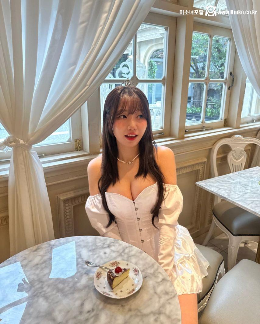 수련수련 인스타