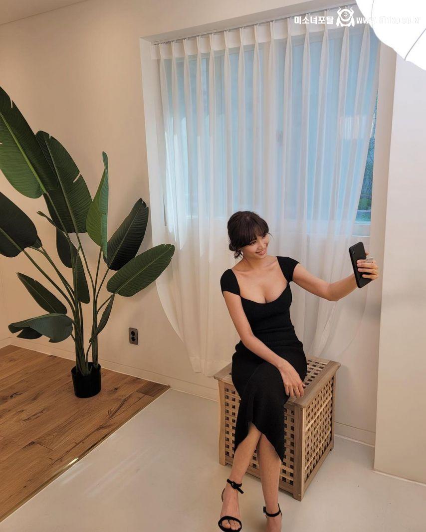 이희은 사장님 파인 원피스