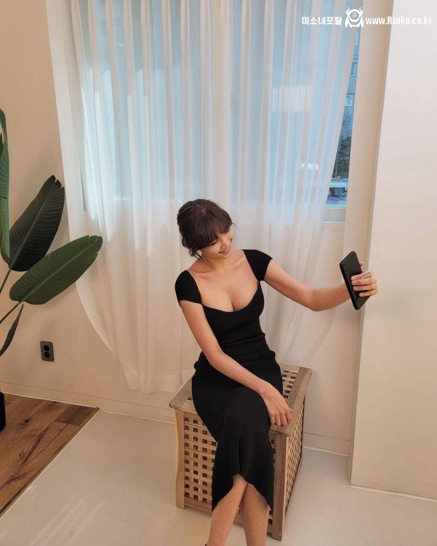 이희은 사장님 파인 원피스