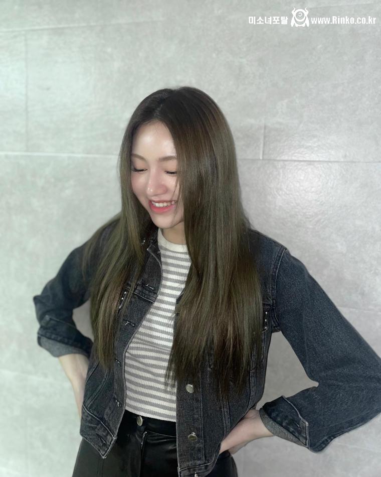 윤경/ 다현 로켓펀치