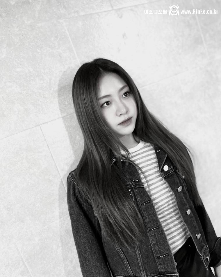 윤경/ 다현 로켓펀치