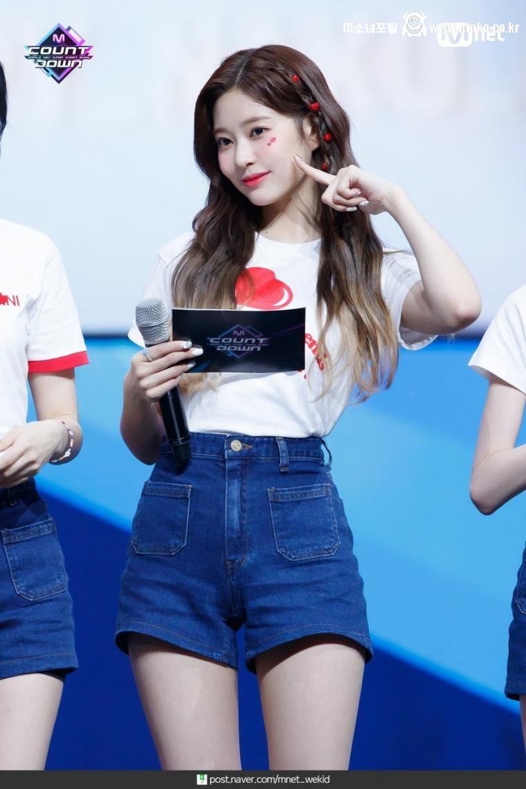 [아이즈원] 김민주