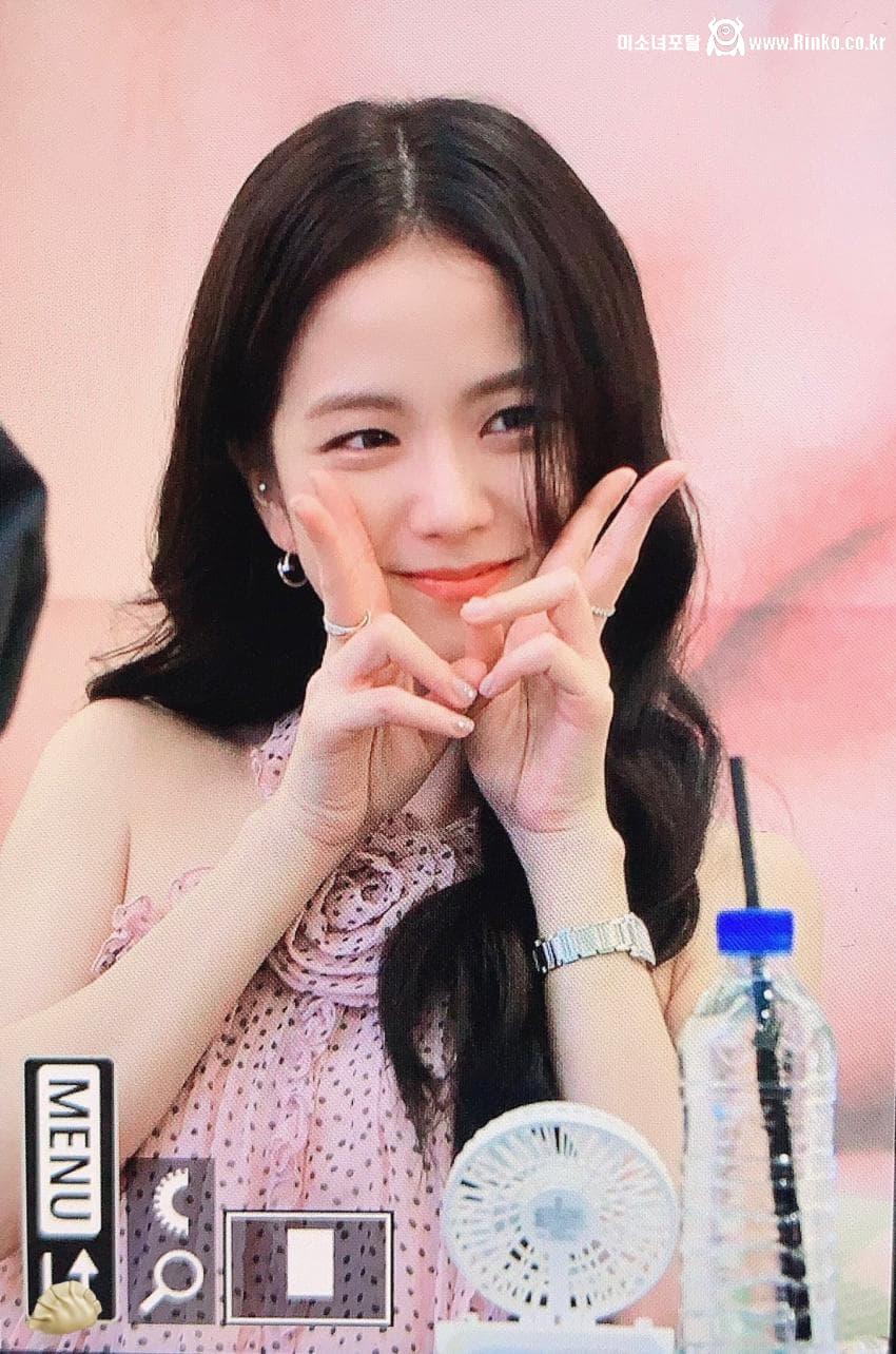 블핑 지수 최근 영등포 팬사인회 현장