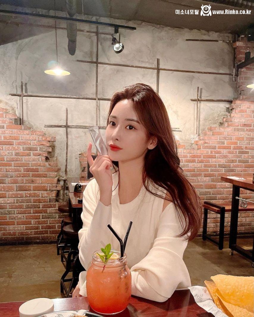 피팅 모델 김정연