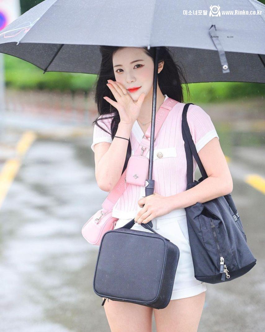 치어리더 이다해 출근복