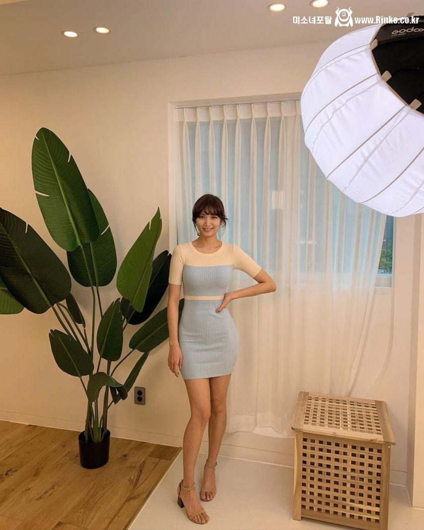 이희은 사장님 타이트한 원피스 여친룩