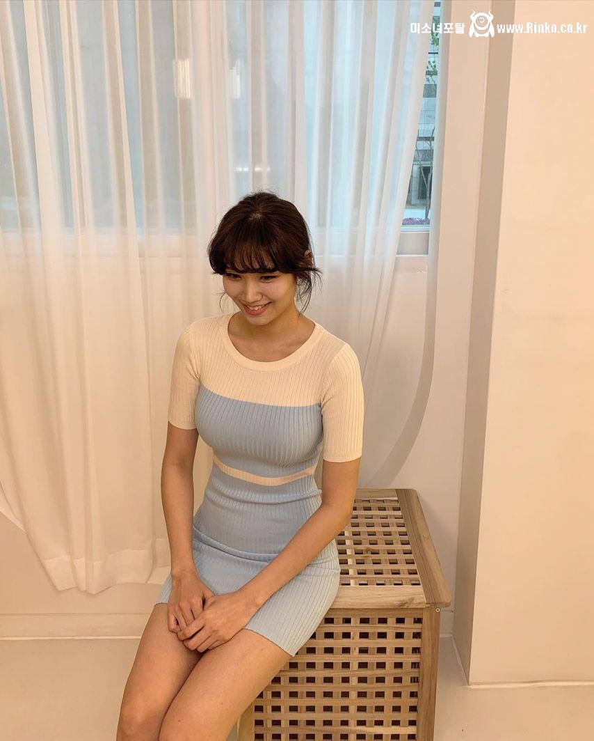 이희은 사장님 타이트한 원피스 여친룩