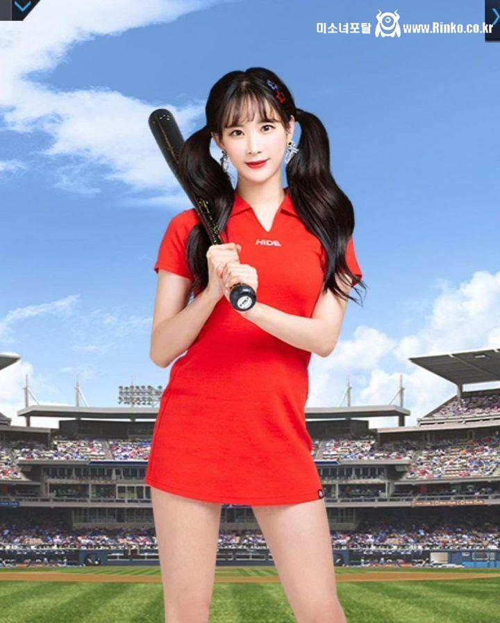 김한나 스쿨룩 and 빨간 원피스