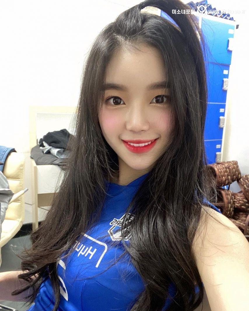 사랑스러운 조연주 치어리더